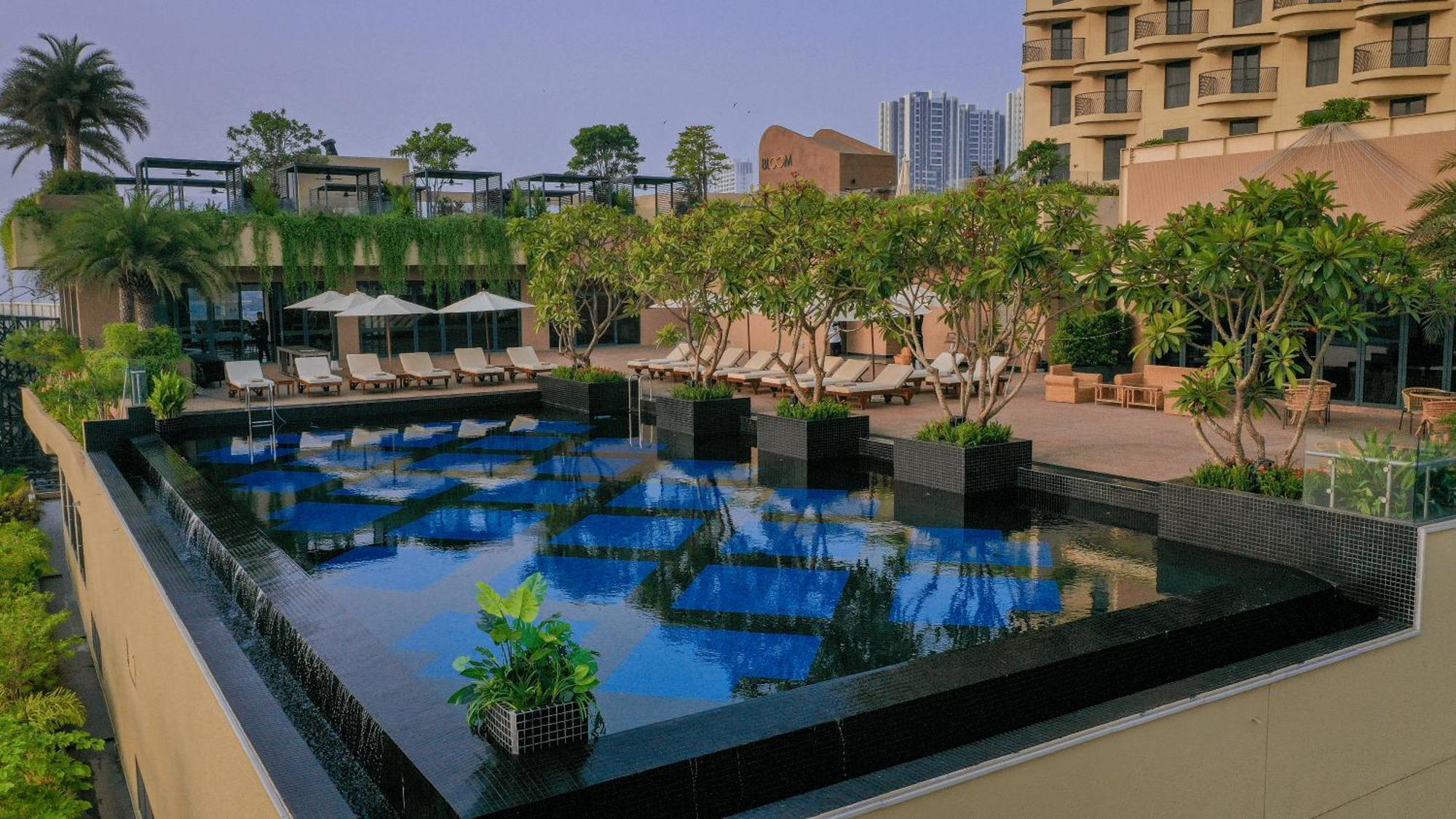 Sun & Moon, Riverside Hotel Phnom Penh Eksteriør billede